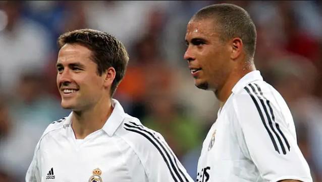 中贡献了全 中贡献了全