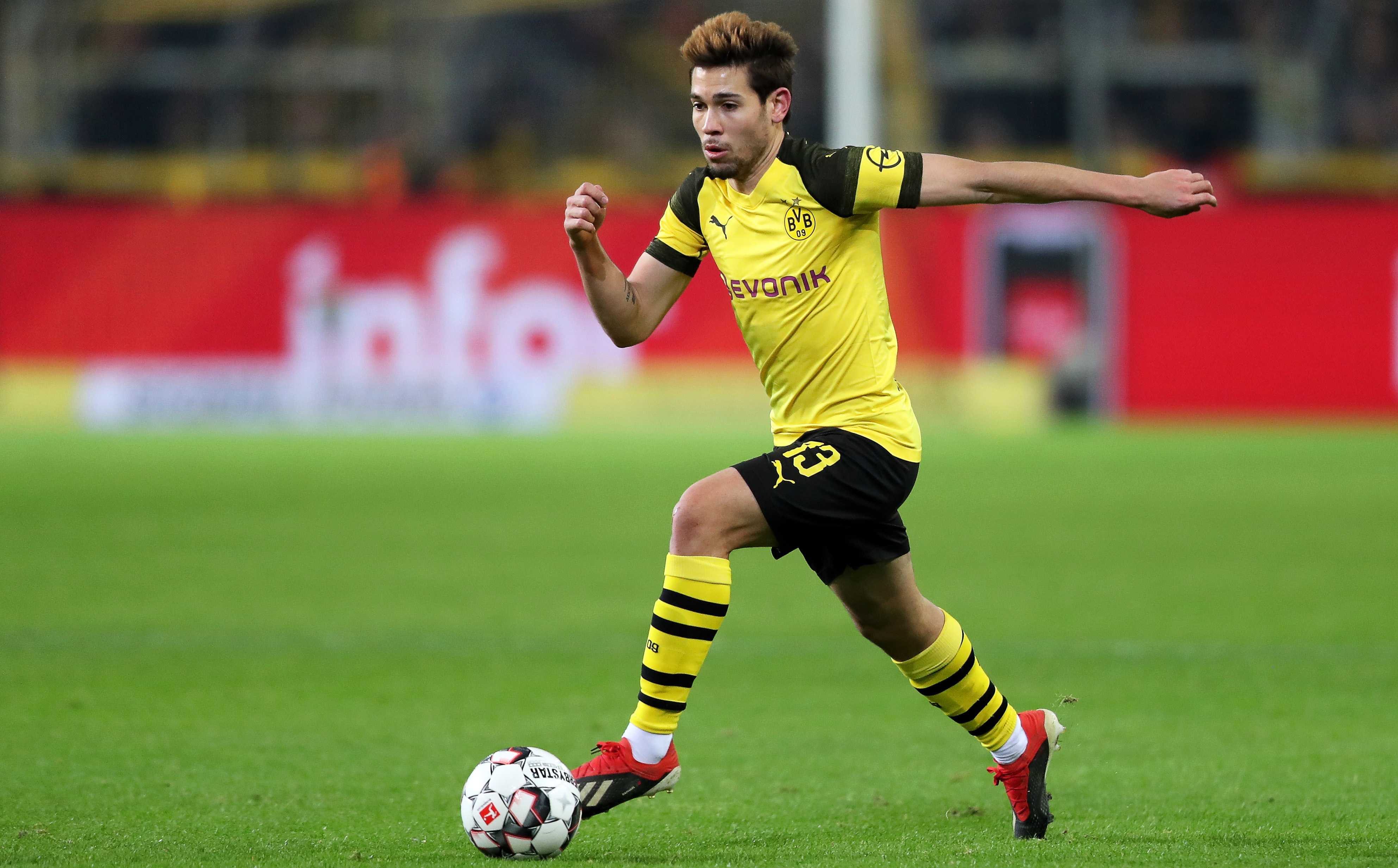 守型后卫 守型后卫