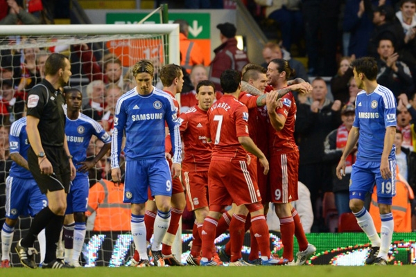 登在球场上 登在球场上