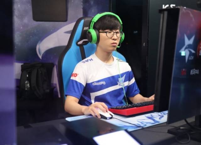 小球战术 小球战术