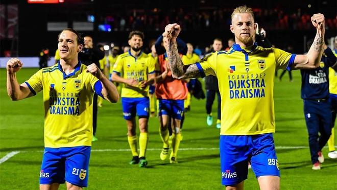 赛季成绩相 赛季成绩相